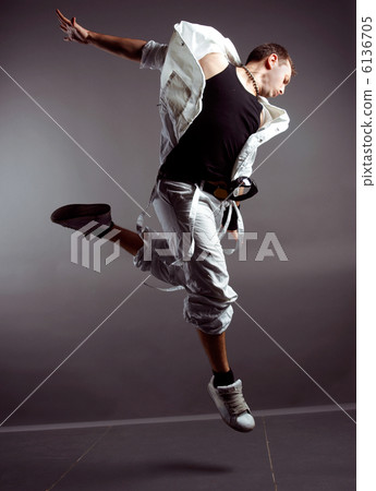 Dancer Dancer 6136705