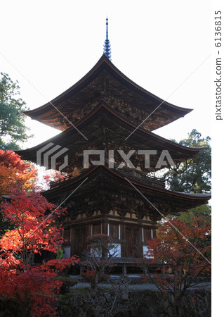 Saige-ji三塔 6136815