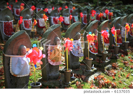 Kimpo-ji Temple Senju Jizo 6137035