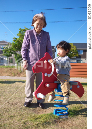 in the park in the park 6143909