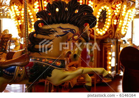 Merry merry-go-round 6146164