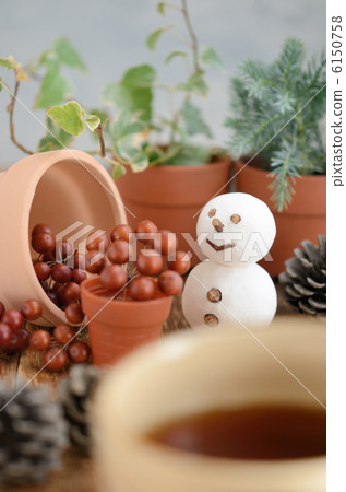 玩雪人娃娃時的下午茶時間（下鍋前） 6150758