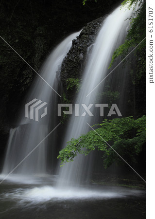 Waterfall of the moon wait Fresh green bluish cross across the back seeing waterfall Cruising falls Twenty-three night faith Waterfall of the moon wait Fresh green bluish cross across the back seeing waterfall Cruising falls Twenty-three night faith 6151707