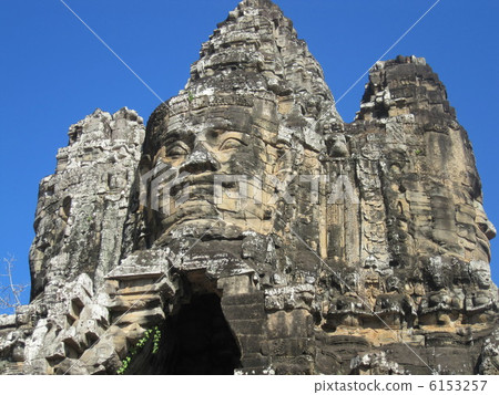 Bayon entrance 6153257