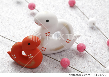 Up red and white snake Up red and white snake 6153772