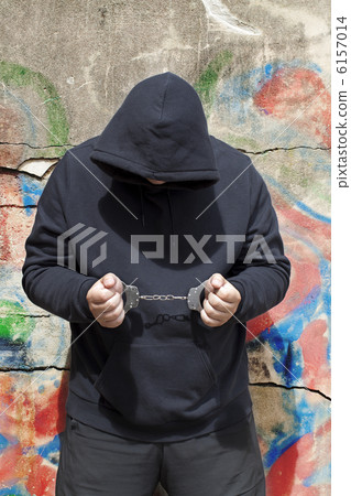 Handcuff man Handcuff man 6157014