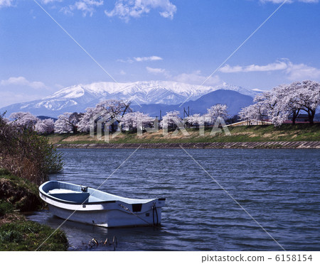 Shiraishi River and Ichigo Senbonzakura Shiraishi River and Ichigo Senbonzakura 6158154