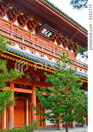Sanmon gate of Daitoku-ji "Kanekaku" (Shino-dori Town, Kita Ward, Kyoto City, Kyoto) 6162777