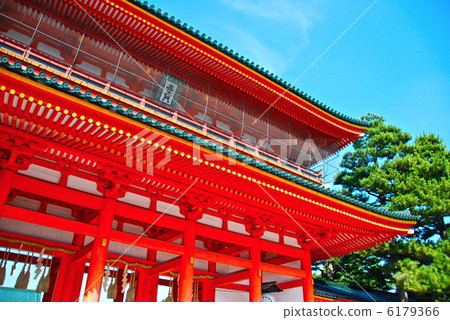 Heian Jingu Shrine's "Noden gate (Shinkansen)" (Okazaki Nishiteno-cho, Sakyo-ku, Kyoto City / Kyoto) Heian Jingu Shrine's "Noden gate (Shinkansen)" (Okazaki Nishiteno-cho, Sakyo-ku, Kyoto City / Kyoto) 6179366