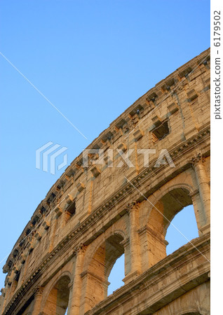 coliseum 6179502