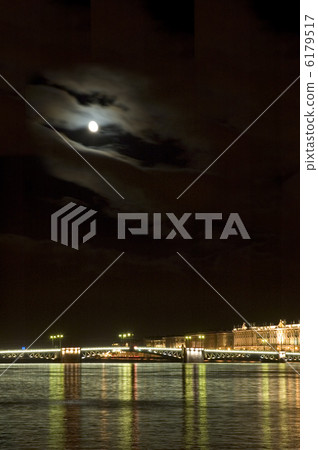 Night bridge, Saint Petersburg, Russia 6179517