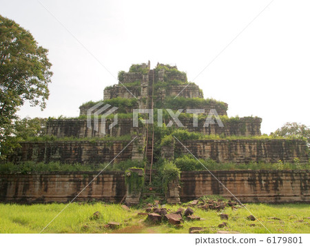 Cambodia Kokear Remains Pyramid Cambodia Kokear Remains Pyramid 6179801