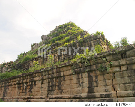 Cambodia Kokear Remains Pyramid Cambodia Kokear Remains Pyramid 6179802