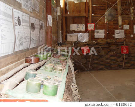 Aki Lar mine museum (Siem Reap / Cambodia) 6180652