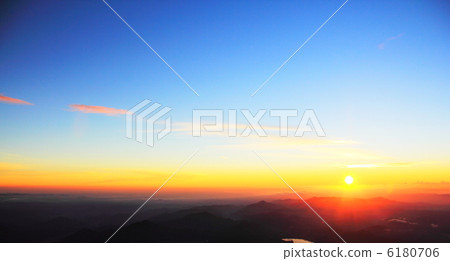 Sunrise from Mt. Fuji peak Sunrise from Mt. Fuji peak 6180706
