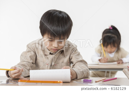 Children who study Children who study 6182129