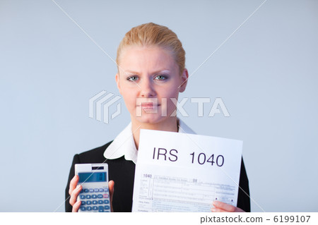 Filling in tax returns 6199107