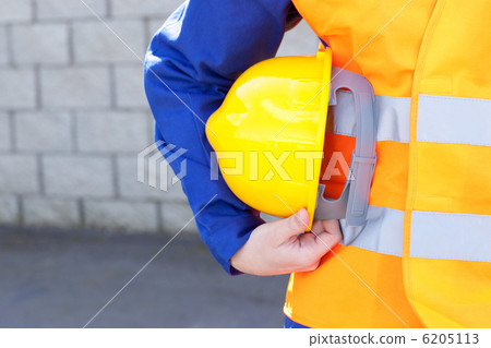 Mature male engineer standing 6205113