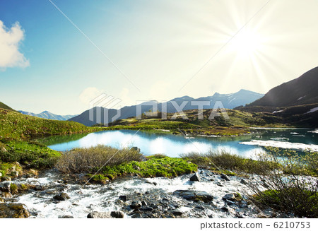 Mountain lake Mountain lake 6210753