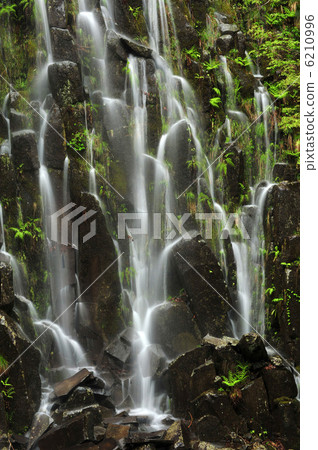 Kijimahei Village·Phantom桶只在一年內釋放一次 Kijimahei Village·Phantom桶只在一年內釋放一次 6210996