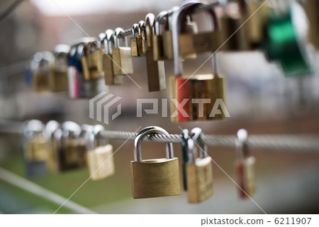Padlocks Padlocks 6211907