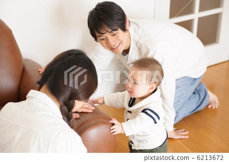 Babies and families 6213672