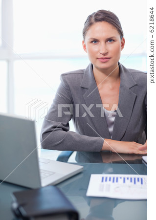 Portrait of a businesswoman working 6218644
