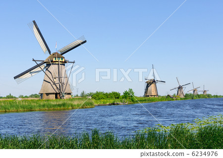 Netherlands World Heritage Kinderdijk = Elshaut windmill network 6234976