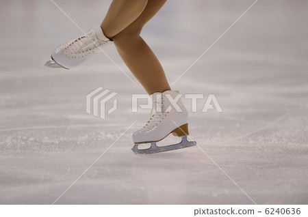 Figure skating 6240636