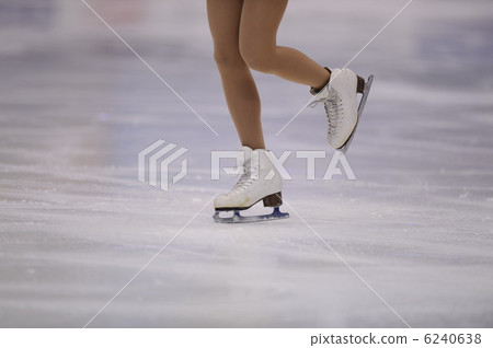 Figure skating 6240638