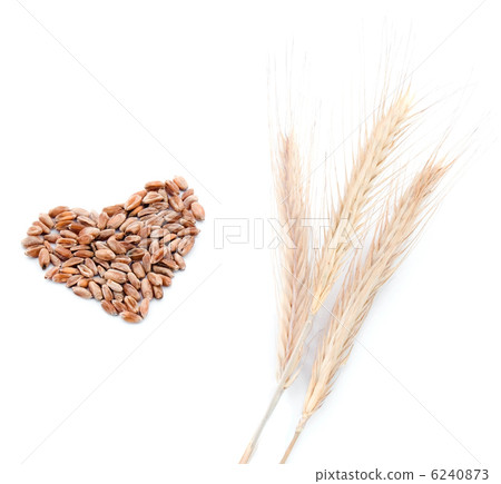Wheats ears and heart Wheats ears and heart 6240873