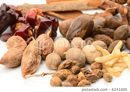 香料 6241800