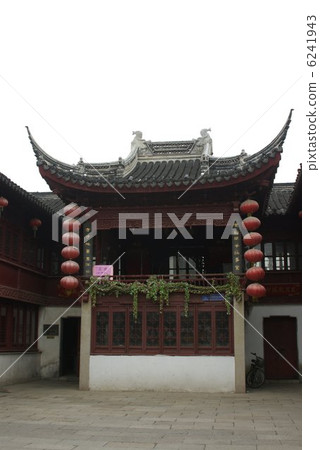 蘇州,中國上部唐街道的舞池 蘇州,中國上部唐街道的舞池 6241943