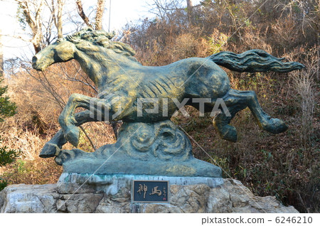 Kitamura Nishimaku "Statue of Shinka" (Hodogayama Shrine / Chichibu-machi Chichibu-gun, Saitama Prefecture) 6246210