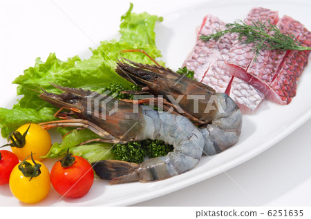 Assorted barbecue seafood Assorted barbecue seafood 6251635