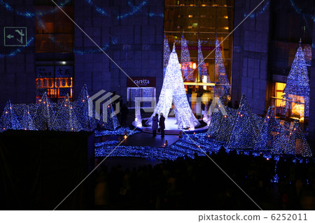 Christmas illumination  6252011