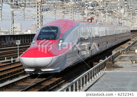 E6 Series Akita Shinkansen New Type Komachi - Stock Photo [6252341] - PIXTA