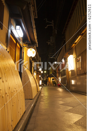 Pontocho Night view 6252611