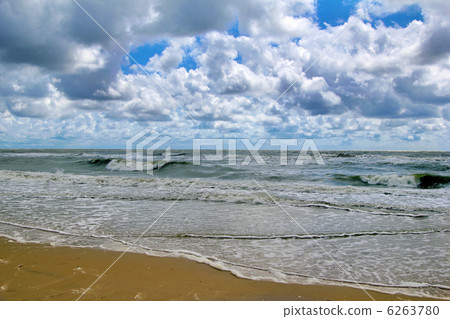 sky over the stormy sea 6263780
