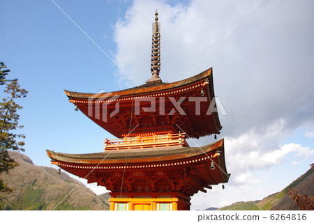 Shogunate的Mikage Chofukuji三重塔 6264816