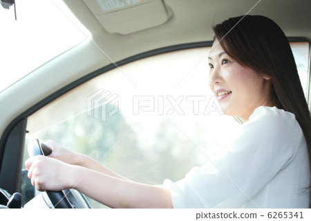 Middle female driving image 6265341