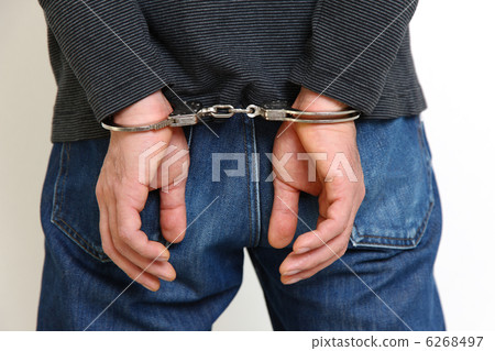Men arrested Men arrested 6268497