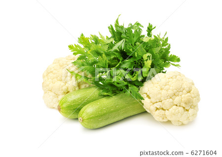 vegetables isolated on white background 6271604