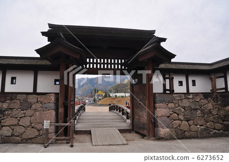 松城城堡太鼓門俯瞰城市 6273652
