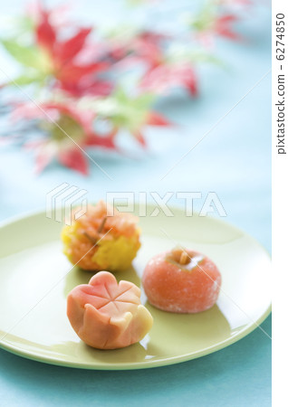 Autumn sweets 6274850