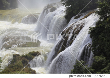 特科恩瀑布 6276450