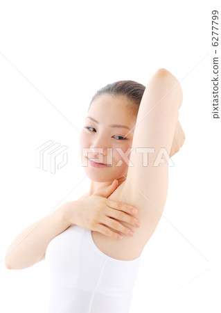 Girl looking at Waki Girl looking at Waki 6277799