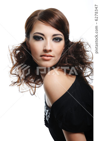 Fashion model with brown curly hairs Fashion model with brown curly hairs 6278347
