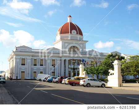 The palace of the former administrative office of the world heritage "city historical district of Cienfegos" (Cuba) 6281398