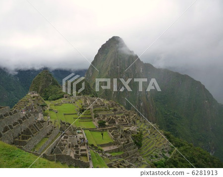Machu Picchu ruins 6281913
